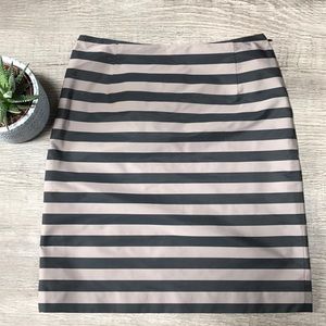 MaxMara weekend brown and black skirt.  Size 10